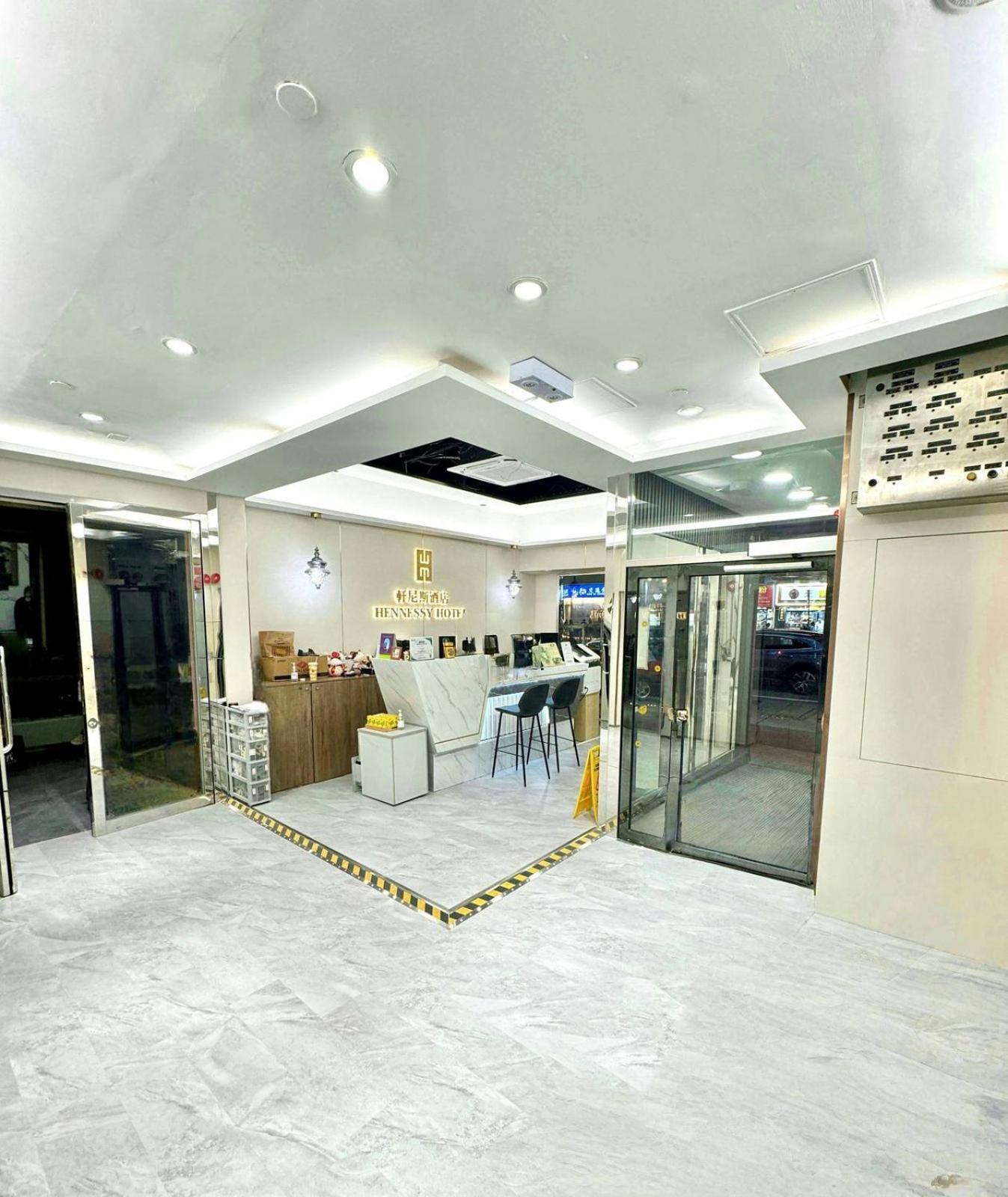 Hennessy Hotel Hong Kong Exterior photo